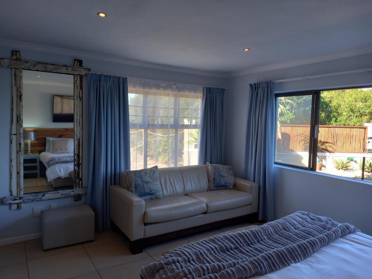 Sola Fide Self Catering Apartment Jeffreys Bay Exterior photo